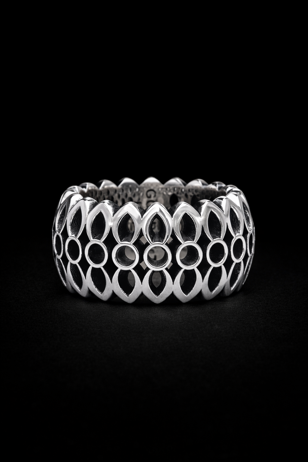 Good Art HLYWD Model 25 ring Size 11US Class A